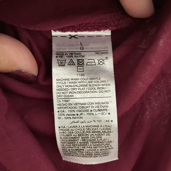 “Vote for Vino” T-Shirt - Picture 3 of 3